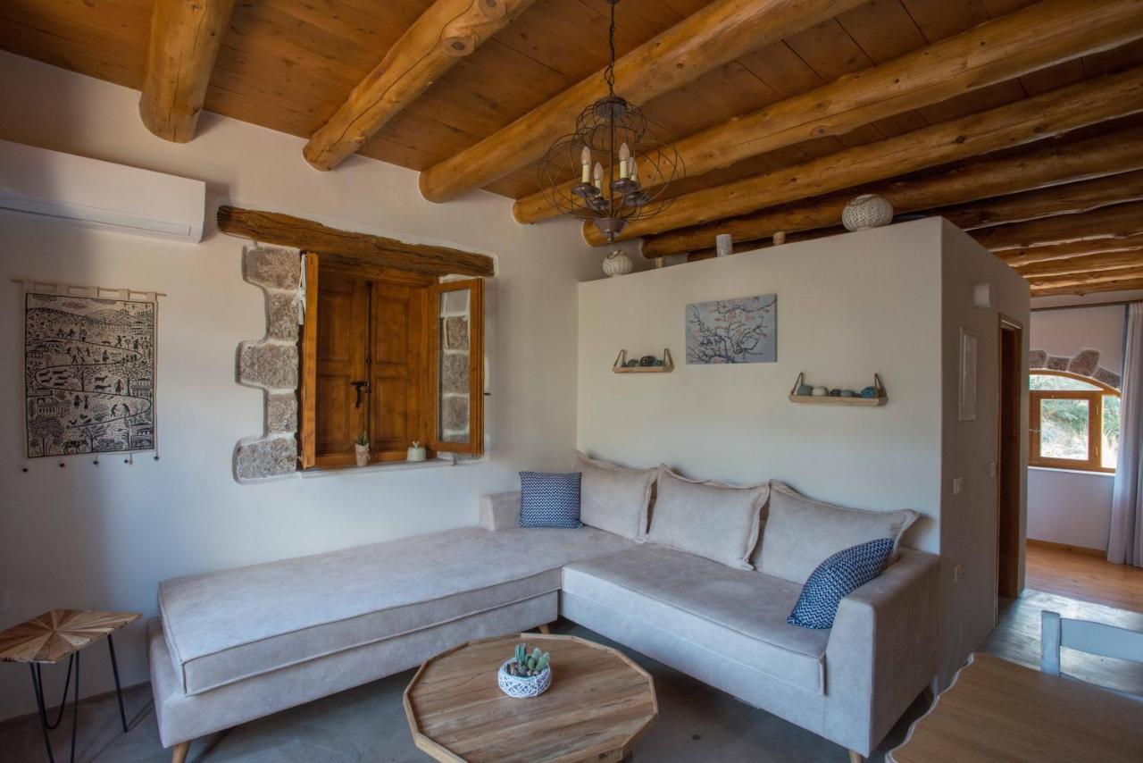 To Spiti Mas Apartment Sougia Bagian luar foto