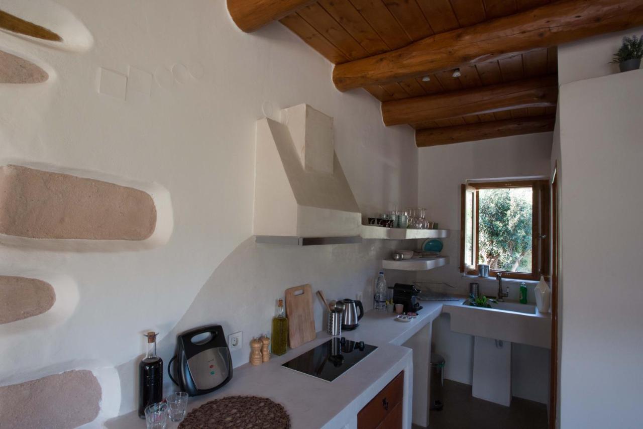 To Spiti Mas Apartment Sougia Bagian luar foto