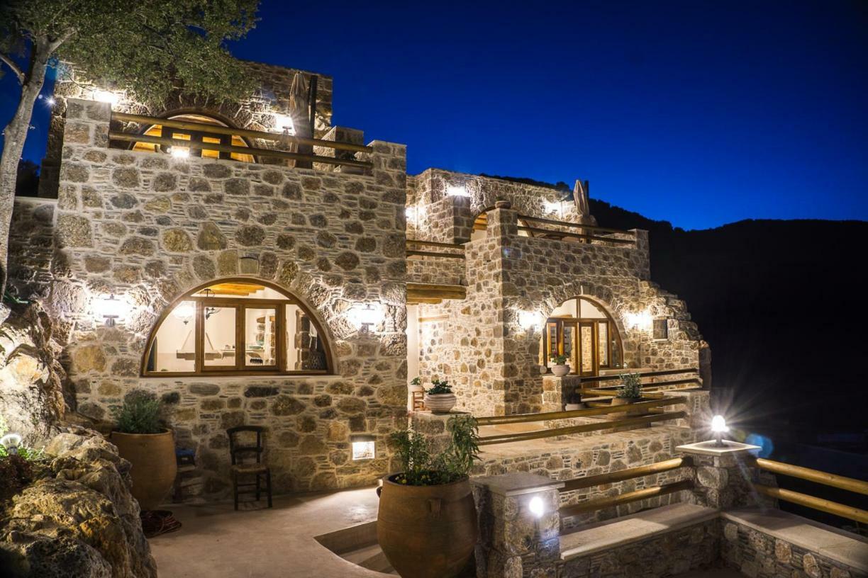 To Spiti Mas Apartment Sougia Bagian luar foto