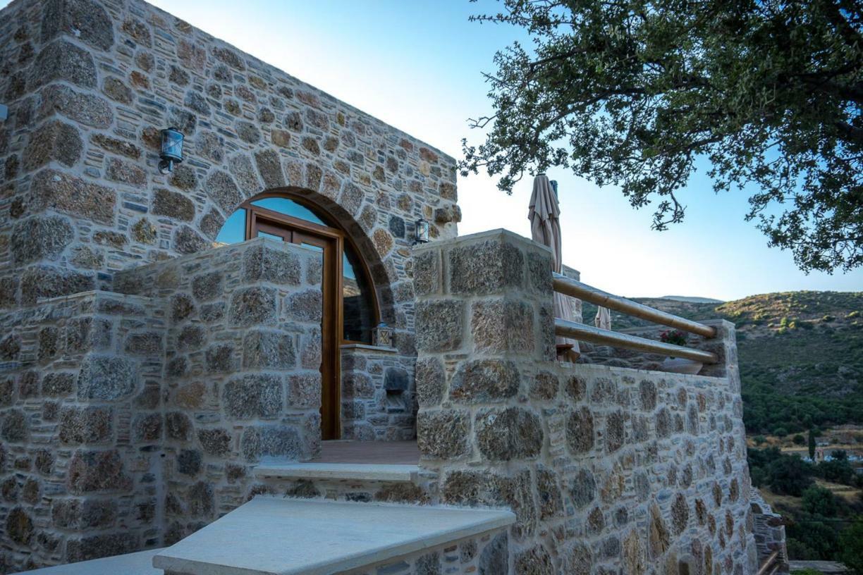 To Spiti Mas Apartment Sougia Bagian luar foto