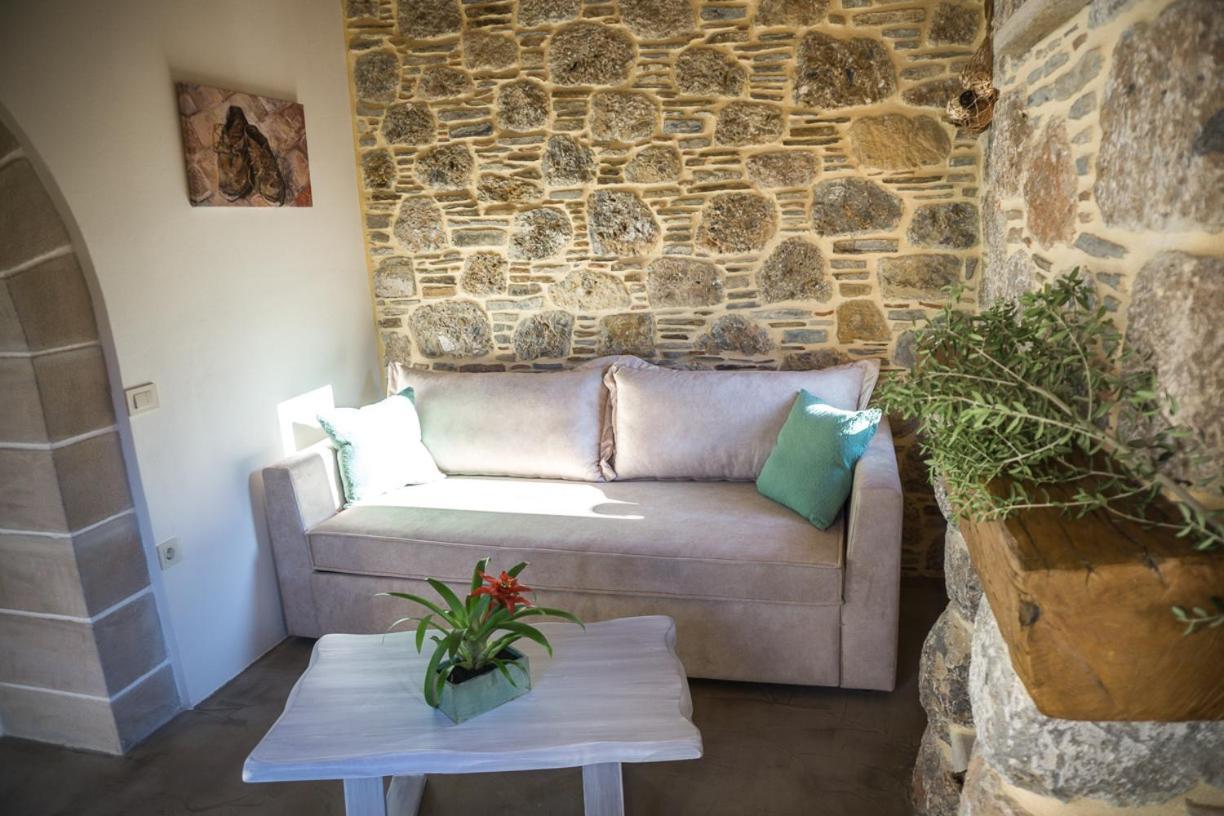 To Spiti Mas Apartment Sougia Bagian luar foto